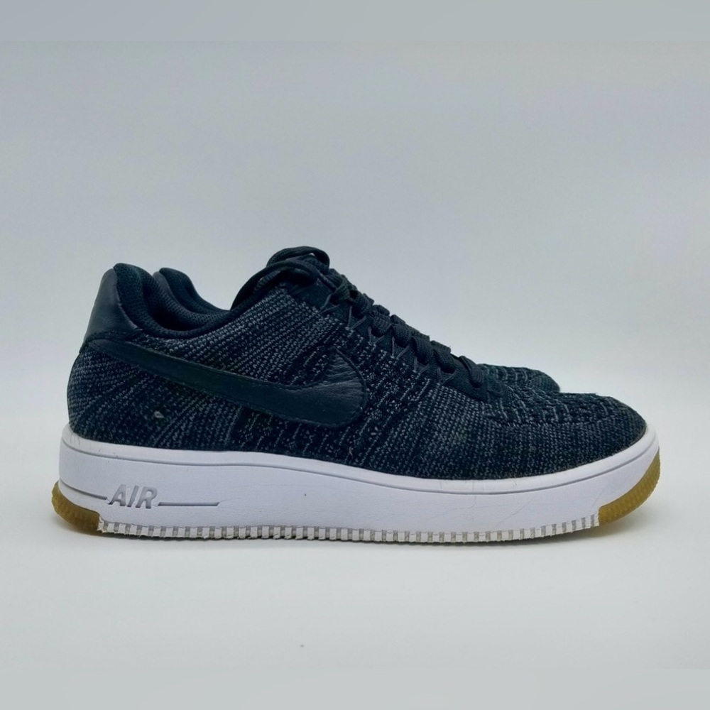 Women Nike Air Force 1’s Flyknit Low